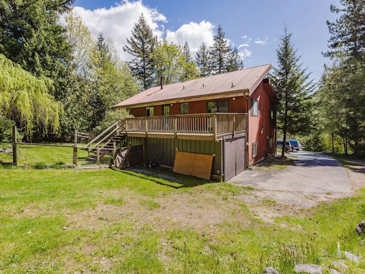 5899 Spriggs Road, Pender Harbour Egmont, BC, V0N 2H0 - 31
