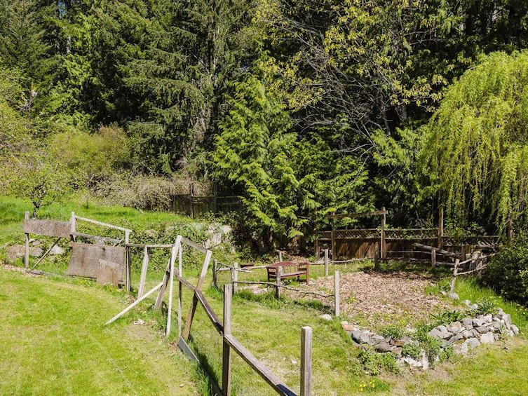 5899 Spriggs Road, Pender Harbour Egmont, BC, V0N 2H0 - 30