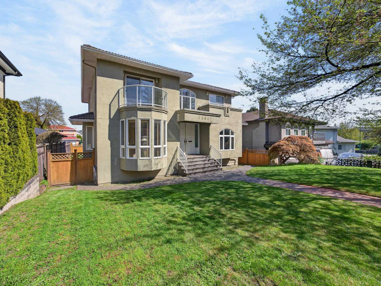7362 Waverley Avenue, Burnaby, BC, V5J 4A6 - 2