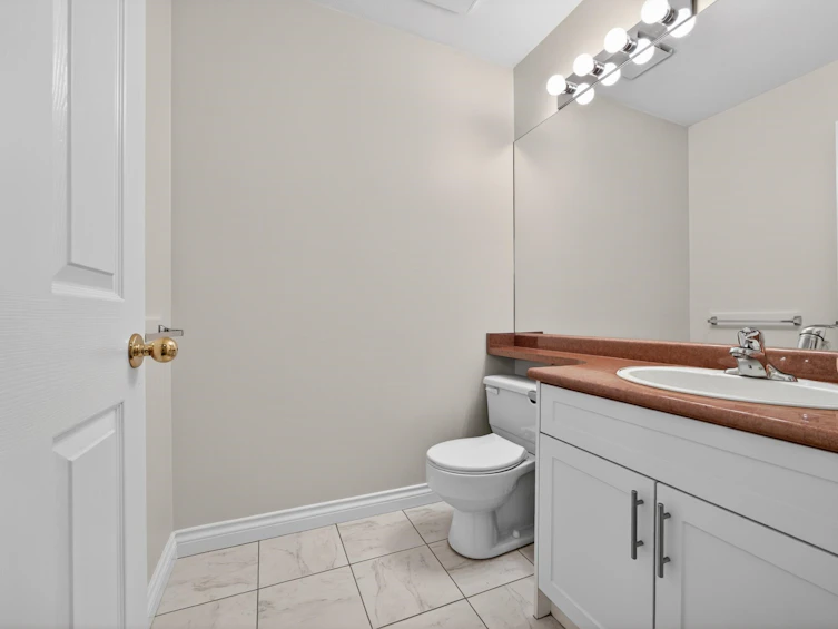 7362 Waverley Avenue, Burnaby, BC, V5J 4A6 - 31