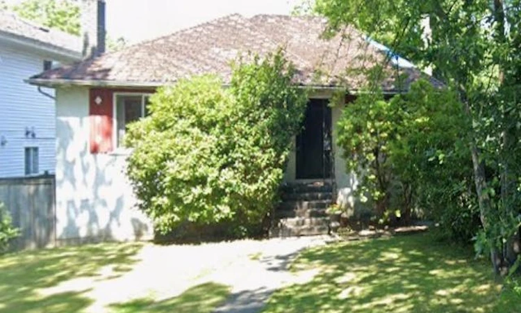 2315 W 13th Avenue