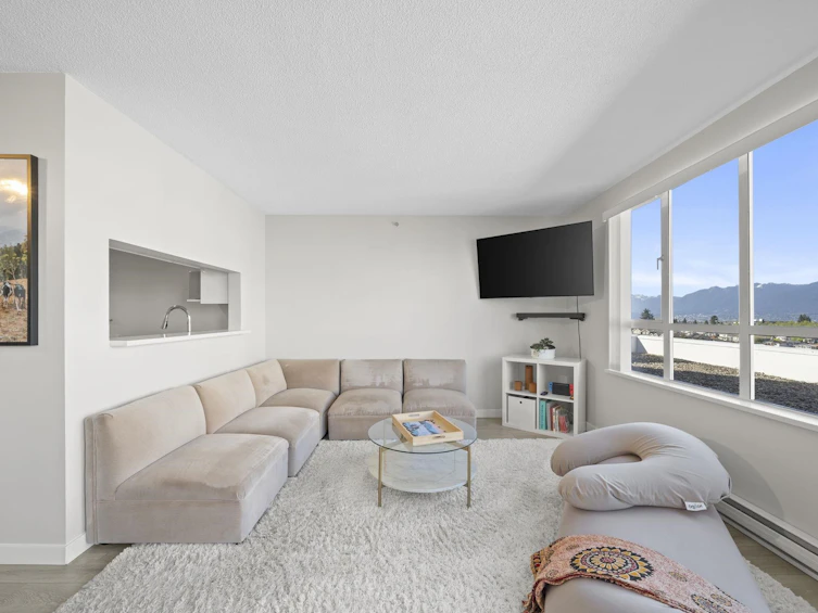 1208-3455 Ascot Place, Vancouver, BC, V5R 6B7