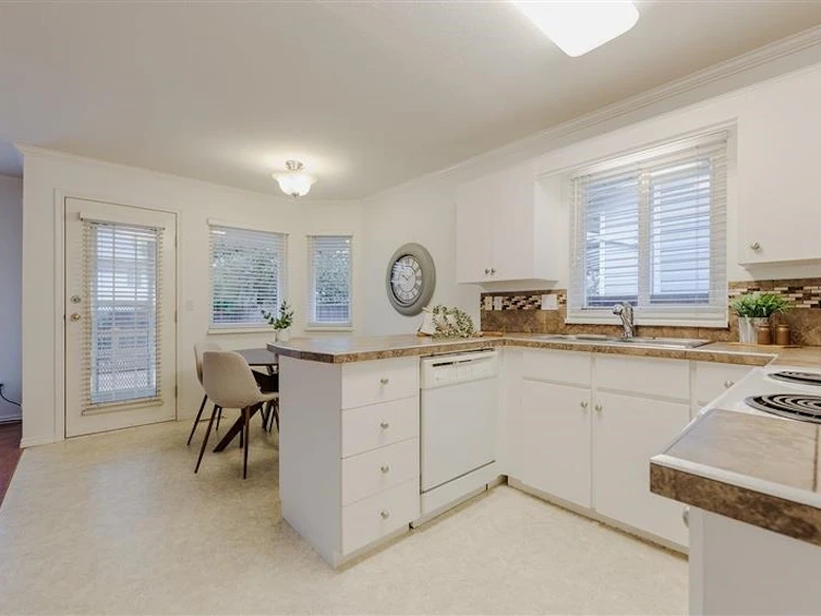 19596 Somerset Drive, Pitt Meadows, BC, V3Y 2L4 - 16