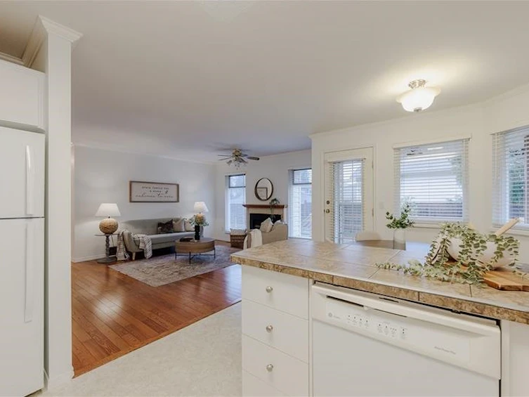 19596 Somerset Drive, Pitt Meadows, BC, V3Y 2L4 - 15