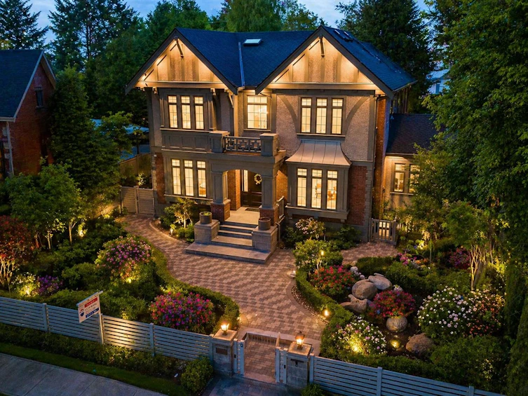 6038 Marguerite Street, Vancouver, BC, V6M 3L1