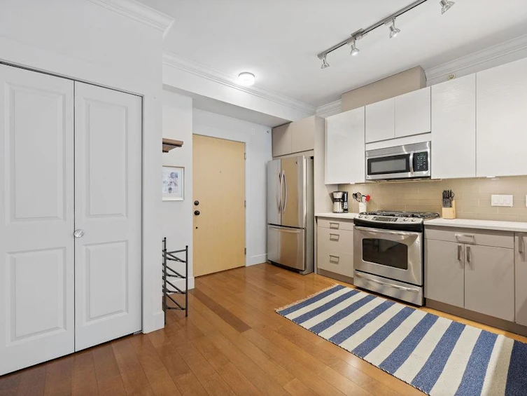 403-857 W 15th Street, North Vancouver, BC, V7P 1M5 - 7