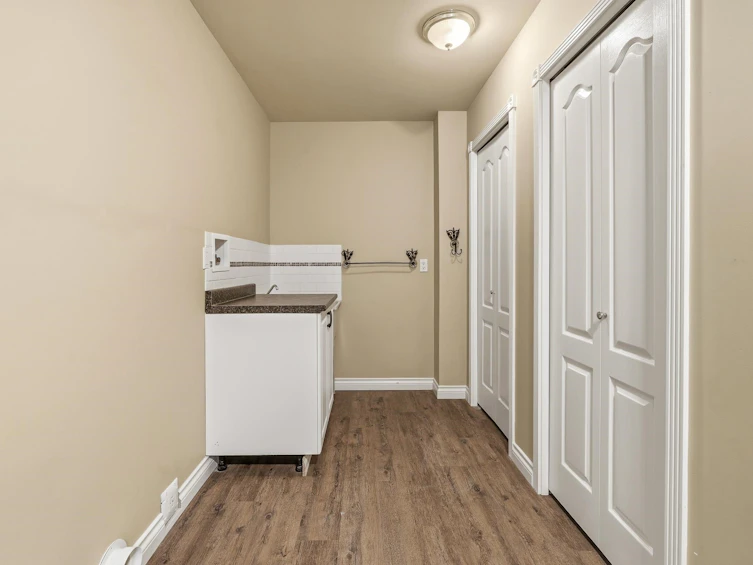 3528 Canterbury Drive, Surrey, BC, V3Z 0G8 - 35