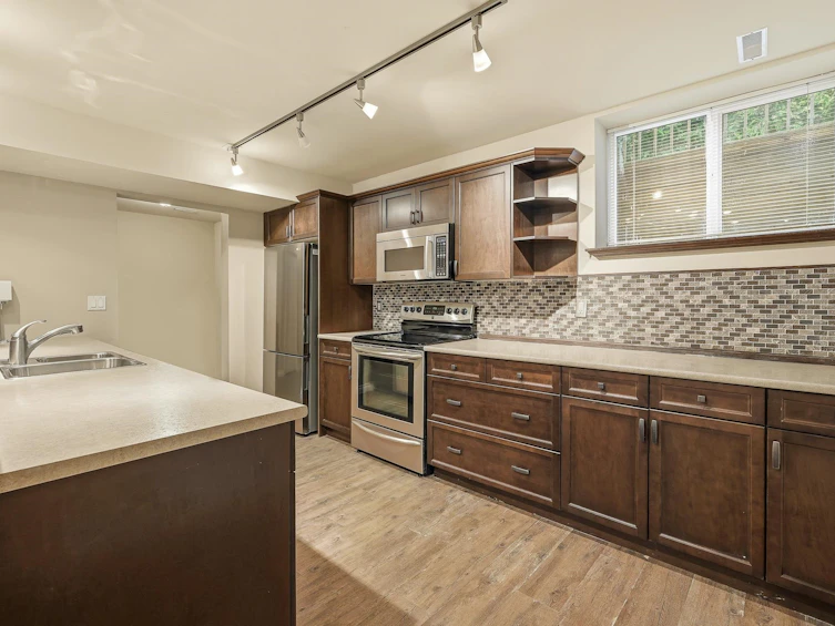 3528 Canterbury Drive, Surrey, BC, V3Z 0G8 - 34