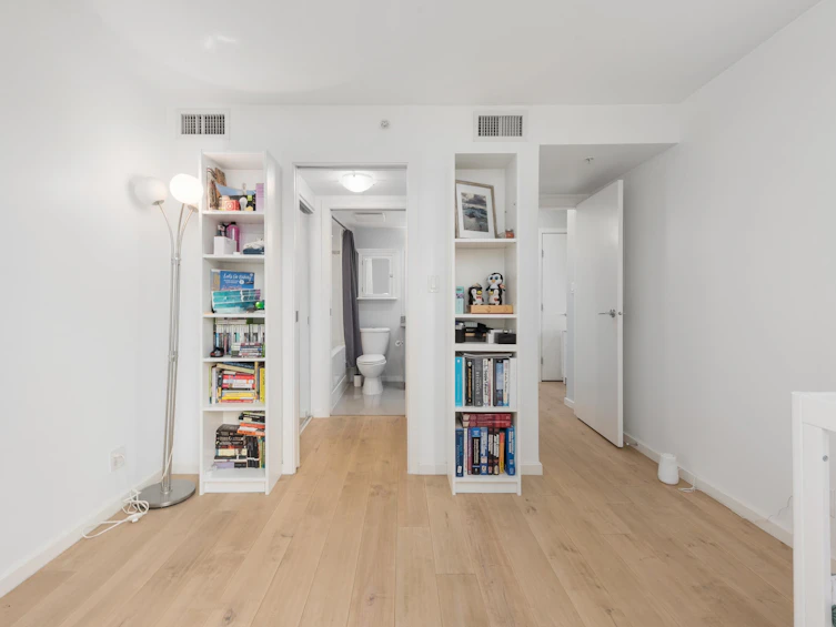 306-89 W 2nd Avenue, Vancouver, BC, V5Y 0G9 - 11