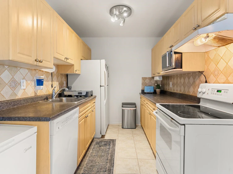 306-7240 Lindsay Road, Richmond, BC, V7C 3M6 - 8