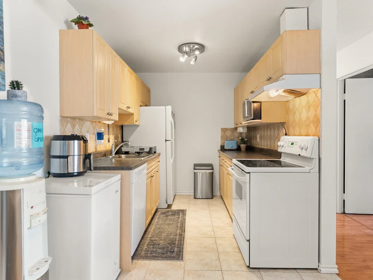 306-7240 Lindsay Road, Richmond, BC, V7C 3M6 - 9