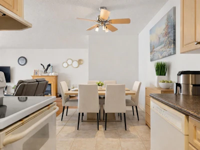 306-7240 Lindsay Road - 2