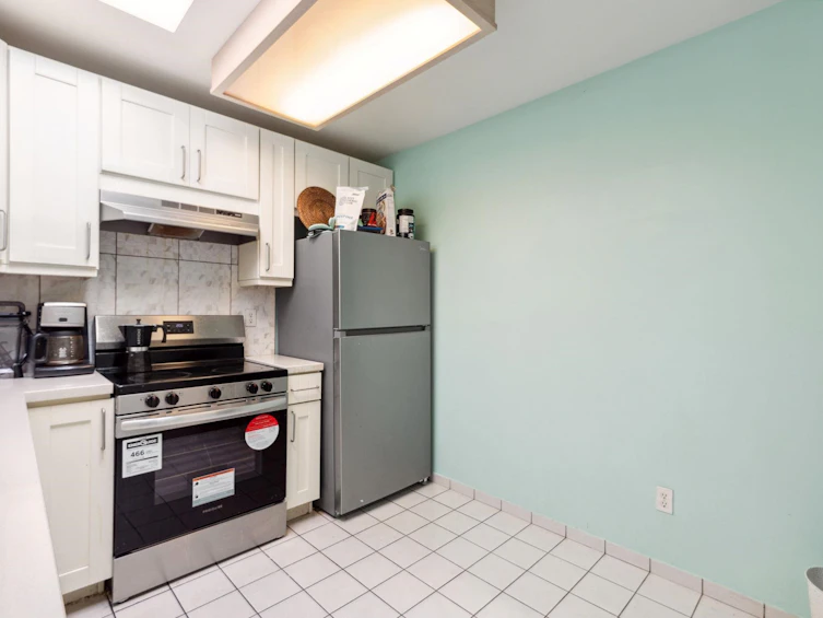 309-7368 Royal Oak Avenue, Burnaby, BC, V5J 4J6 - 7