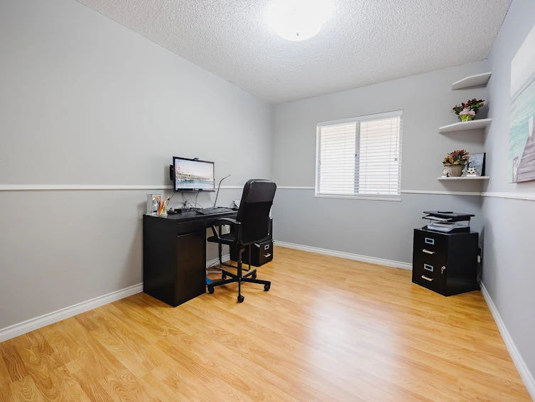 20492 Thorne Avenue, Maple Ridge, BC, V2X 8T8 - 19