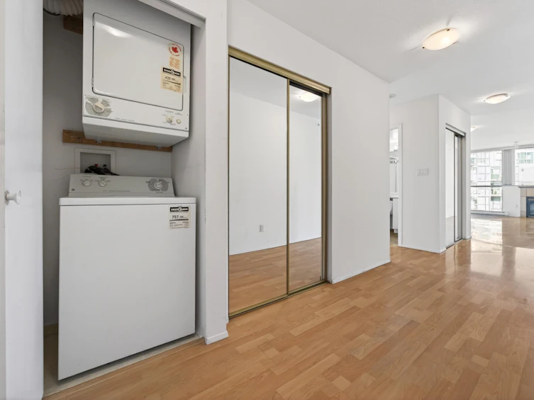 1001-2733 Chandlery Place, Vancouver, BC, V5S 4V3 - 18