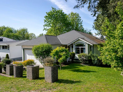 13747 115 Avenue - 3