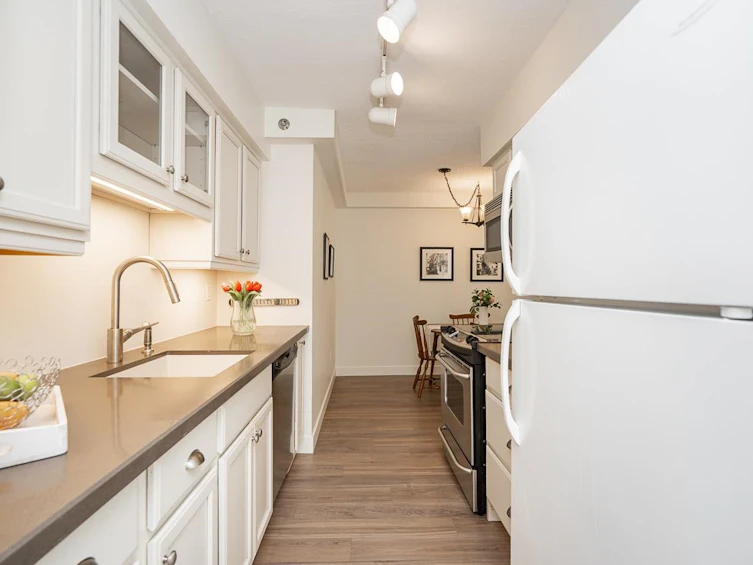 206-1549 Kitchener Street, Vancouver, BC, V5L 2V8 - 14