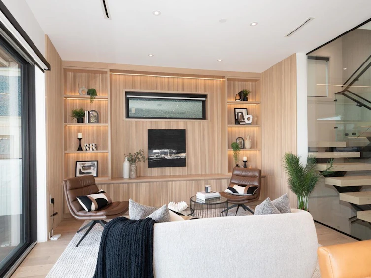 3679 Pandora Street, Vancouver, BC, V5K 1X1 - 14