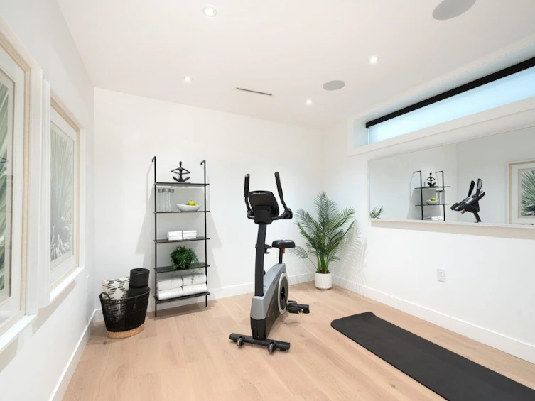 3679 Pandora Street, Vancouver, BC, V5K 1X1 - 28