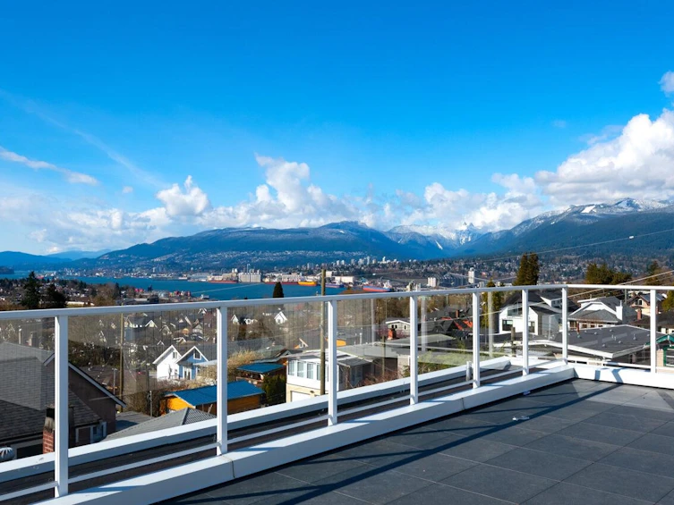 3679 Pandora Street, Vancouver, BC, V5K 1X1 - 25