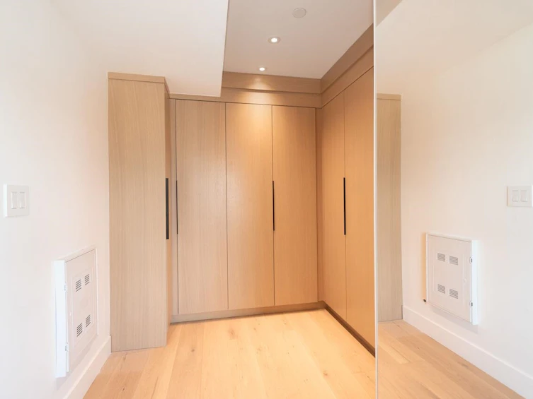 3679 Pandora Street, Vancouver, BC, V5K 1X1 - 19