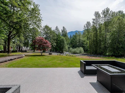 1680 Columbia Valley Road - 5