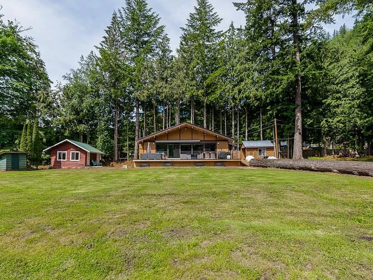 1680 Columbia Valley Road, Cultus Lake, BC, V2R 4X2 - 3