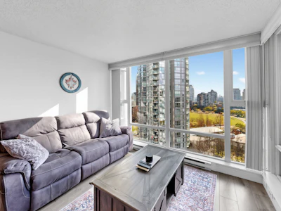1501-455 Beach Crescent - 4