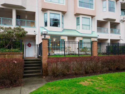 108E-3081 Glen Drive - 2