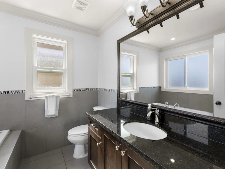 6746 191a Street, Surrey, BC, V4N 6A5 - 16