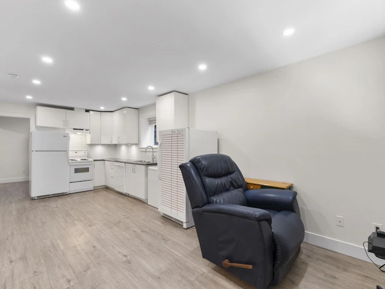 6746 191a Street, Surrey, BC, V4N 6A5 - 24