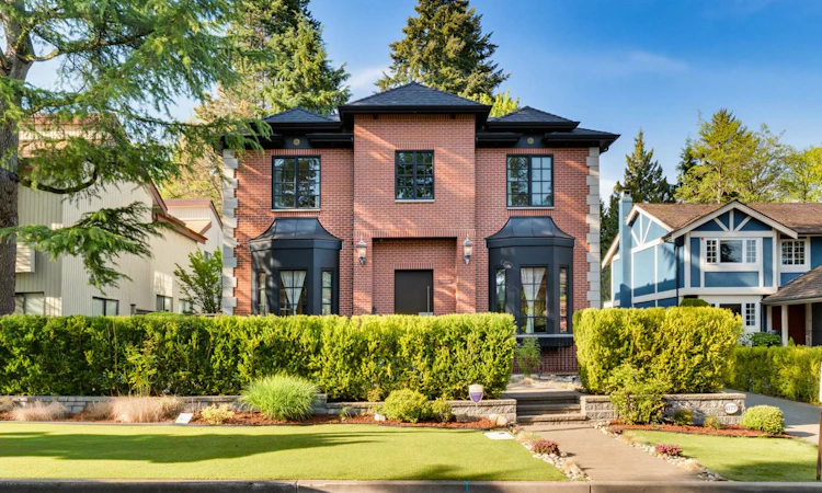 4177 Doncaster Way
