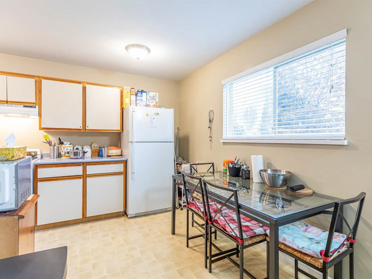 14312 69a Avenue, Surrey, BC, V3W 0E2 - 11