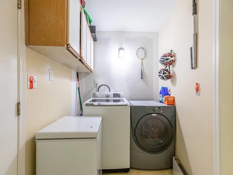 14312 69a Avenue, Surrey, BC, V3W 0E2 - 12