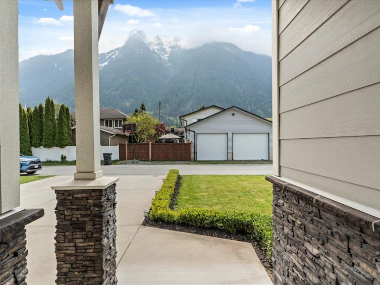 65561 Skylark Lane, Hope, BC, V0X 1L1 - 3