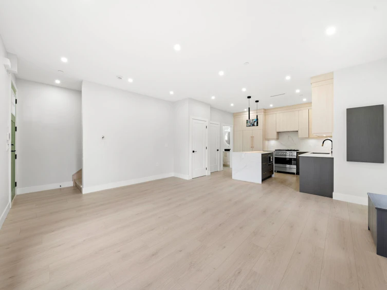 1-3274 E 44th Avenue, Vancouver, BC, V5R 3B1 - 19