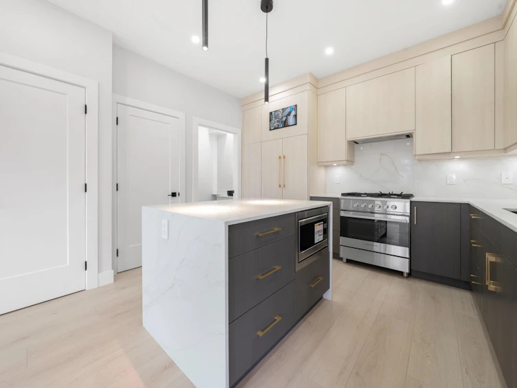 1-3274 E 44th Avenue, Vancouver, BC, V5R 3B1 - 12