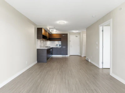 2103-570 Emerson Street - 3