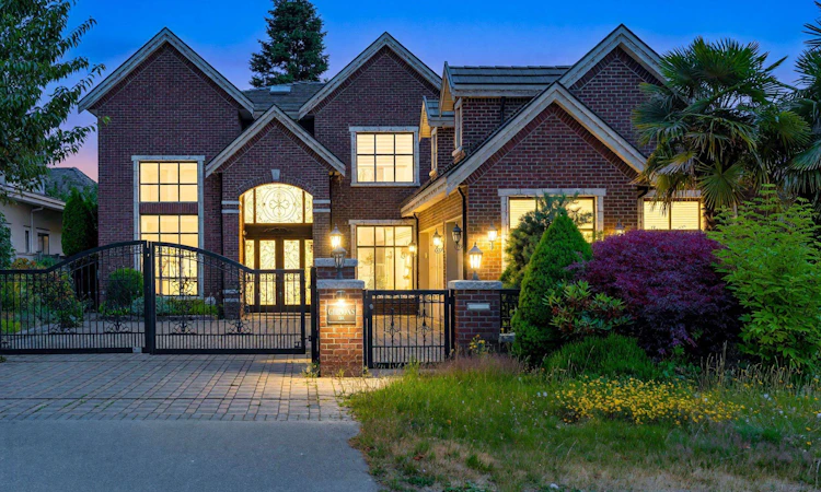 5628 Gibbons Drive