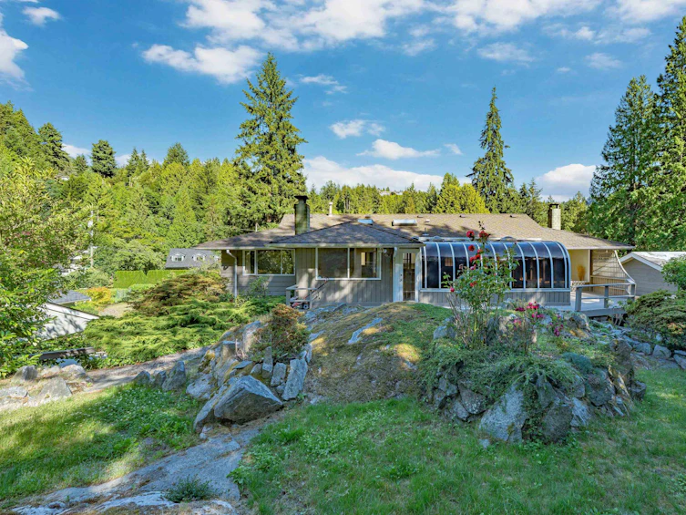 5725 Cranley Drive, West Vancouver, BC, V7V 4B3 - 38