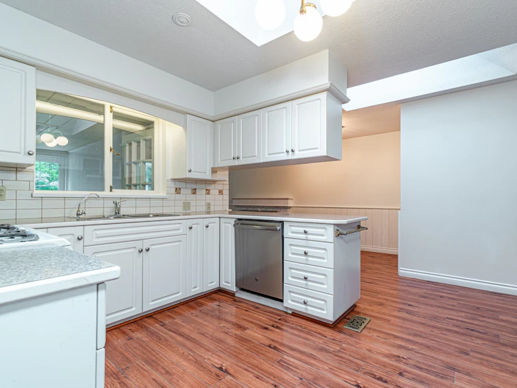 5725 Cranley Drive, West Vancouver, BC, V7V 4B3 - 14