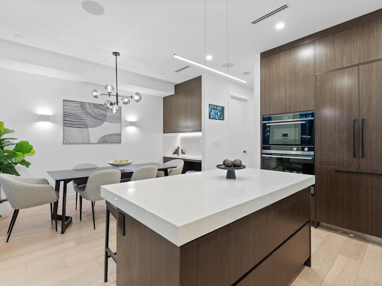 1440 E 17th Avenue, Vancouver, BC, V5N 2G8 - 11
