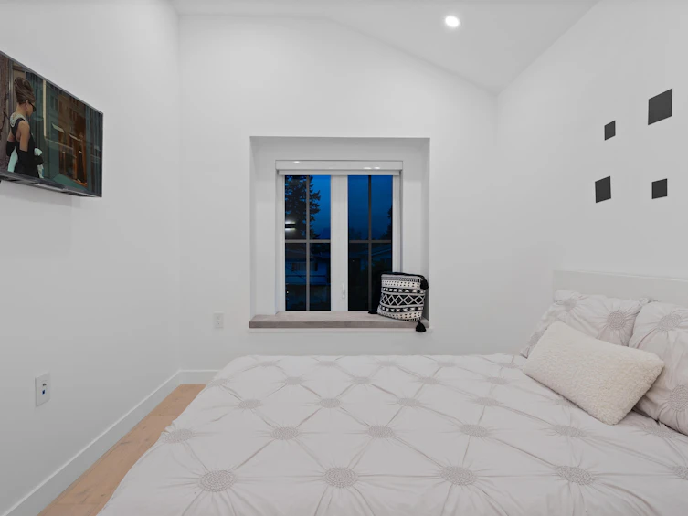 1440 E 17th Avenue, Vancouver, BC, V5N 2G8 - 25