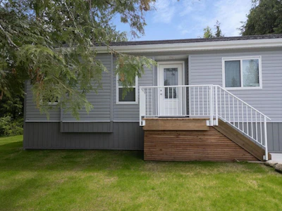 11-1416 North Road - 4