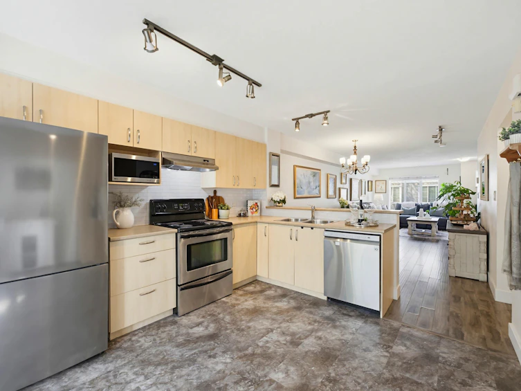 73-15155 62a Avenue, Surrey, BC, V3S 8A6 - 14