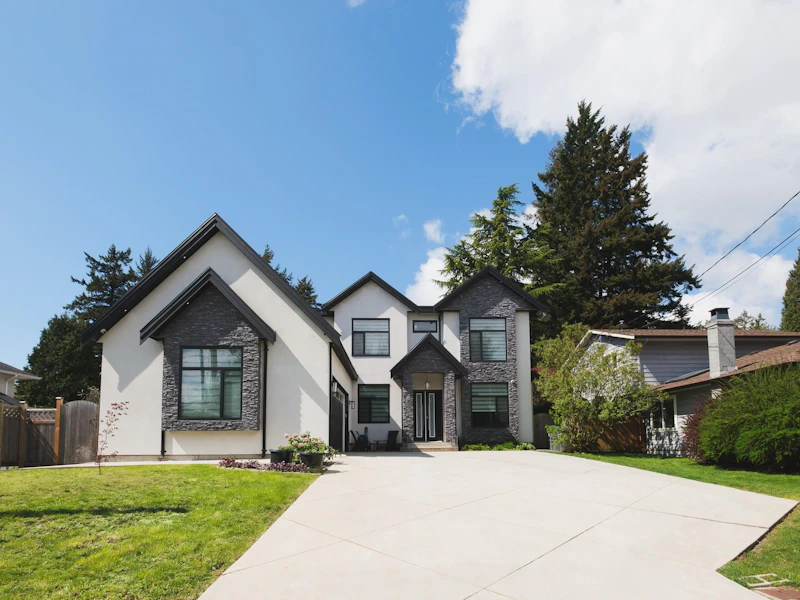 2211 154th Street, Surrey BC V4A 4S6