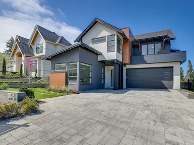 2875 164a Street - 2