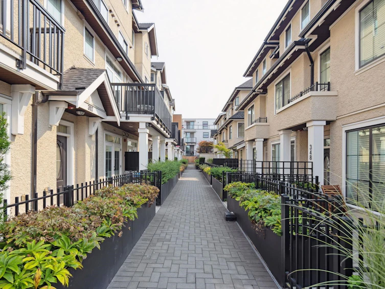 352 W 62nd Avenue, Vancouver, BC, V5X 2E3 - 27