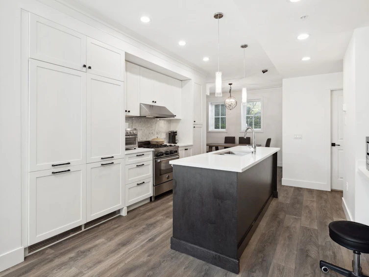 352 W 62nd Avenue, Vancouver, BC, V5X 2E3 - 6