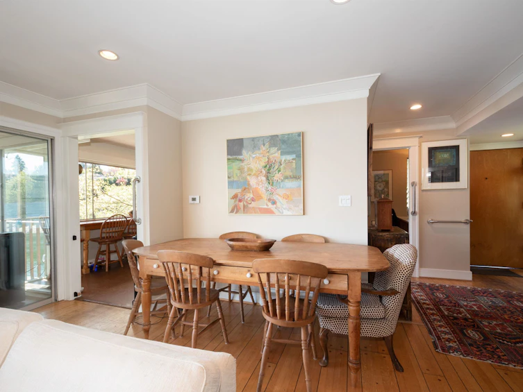 4455 Harris Place, North Vancouver, BC, V7G 1E9 - 11